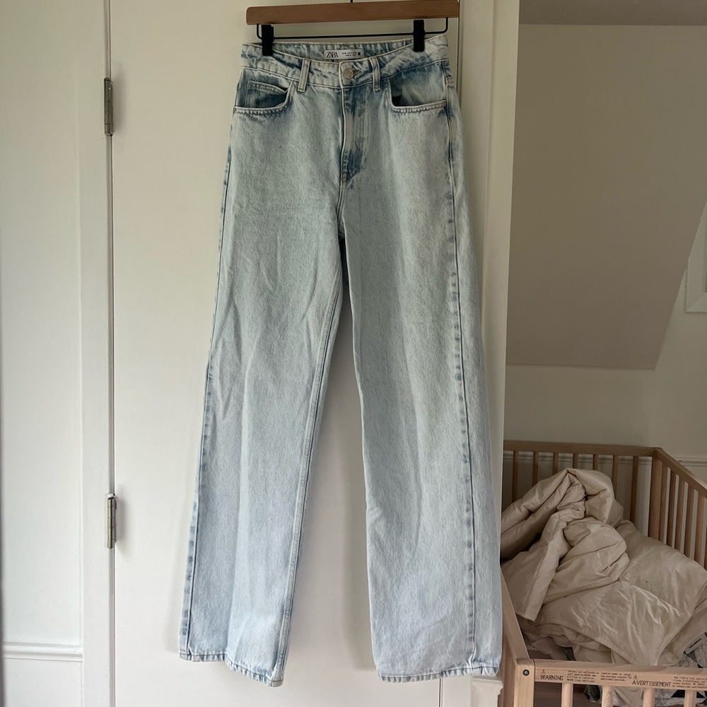Zara High Waisted Straight Jeans